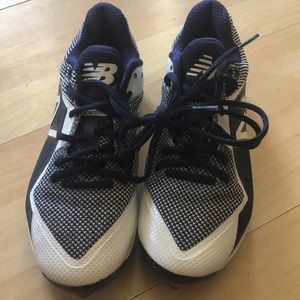 New balance metal cleats boys 5.5